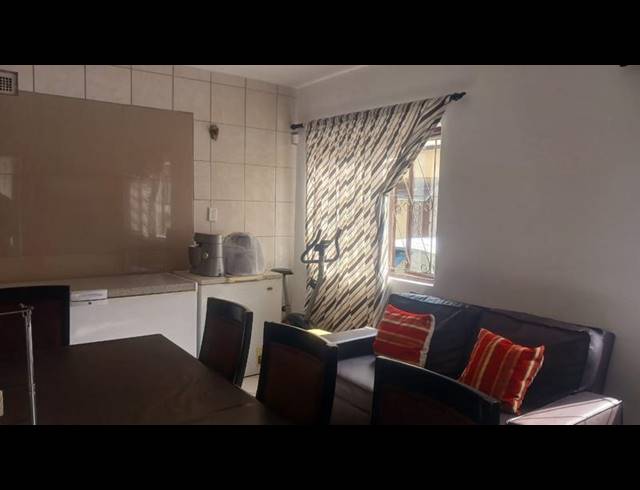 4 BEDROOM HOUSE FOR SALE IN SHALLCROSS